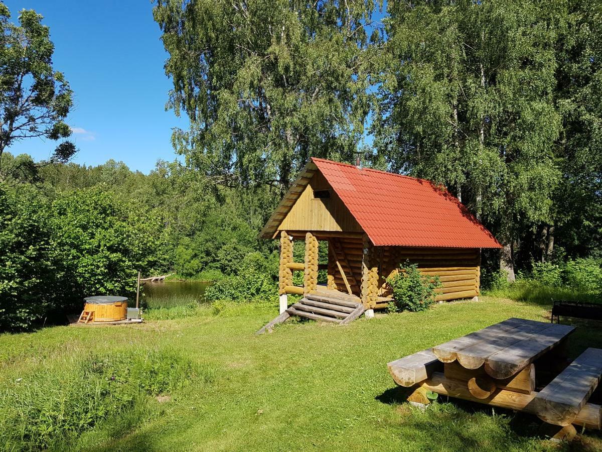 Soomaa Water Camp Hotel Jõesuu Eksteriør billede